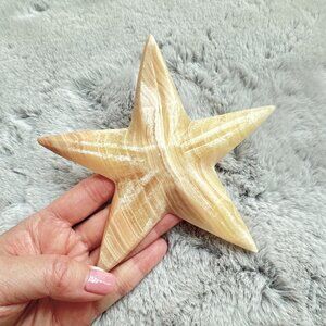 New Beautiful Mexican Onyx/Calcite Starfish Carving
